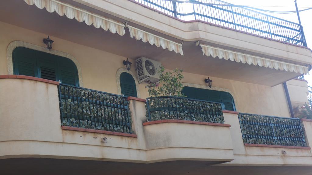 La Casa Di Marilena Apartment Taormina Luaran gambar