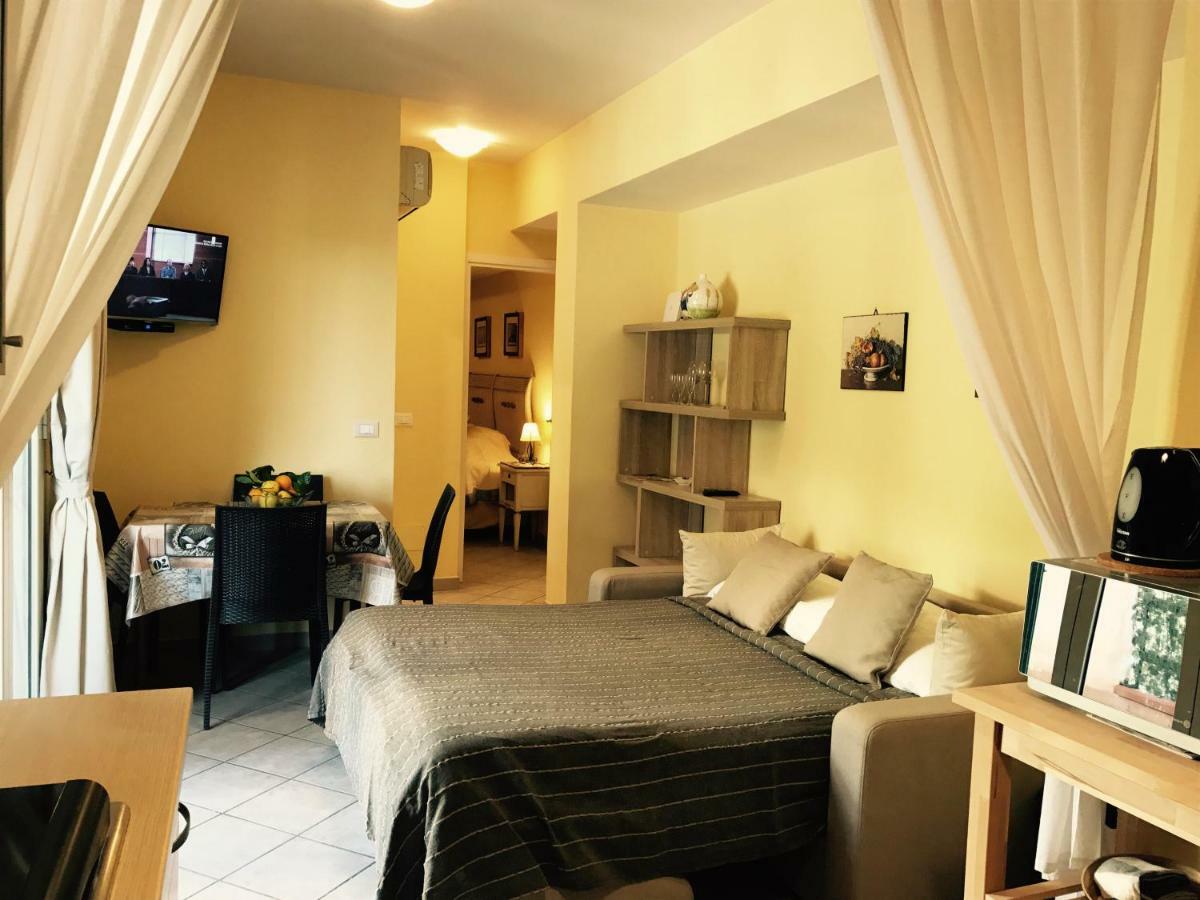 La Casa Di Marilena Apartment Taormina Luaran gambar